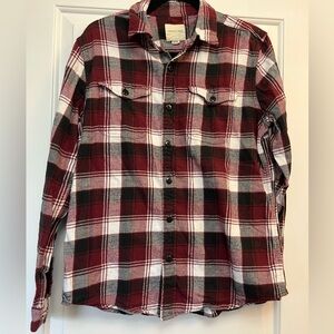 American Eagle Red black white flannel LS Shirt - Size medium